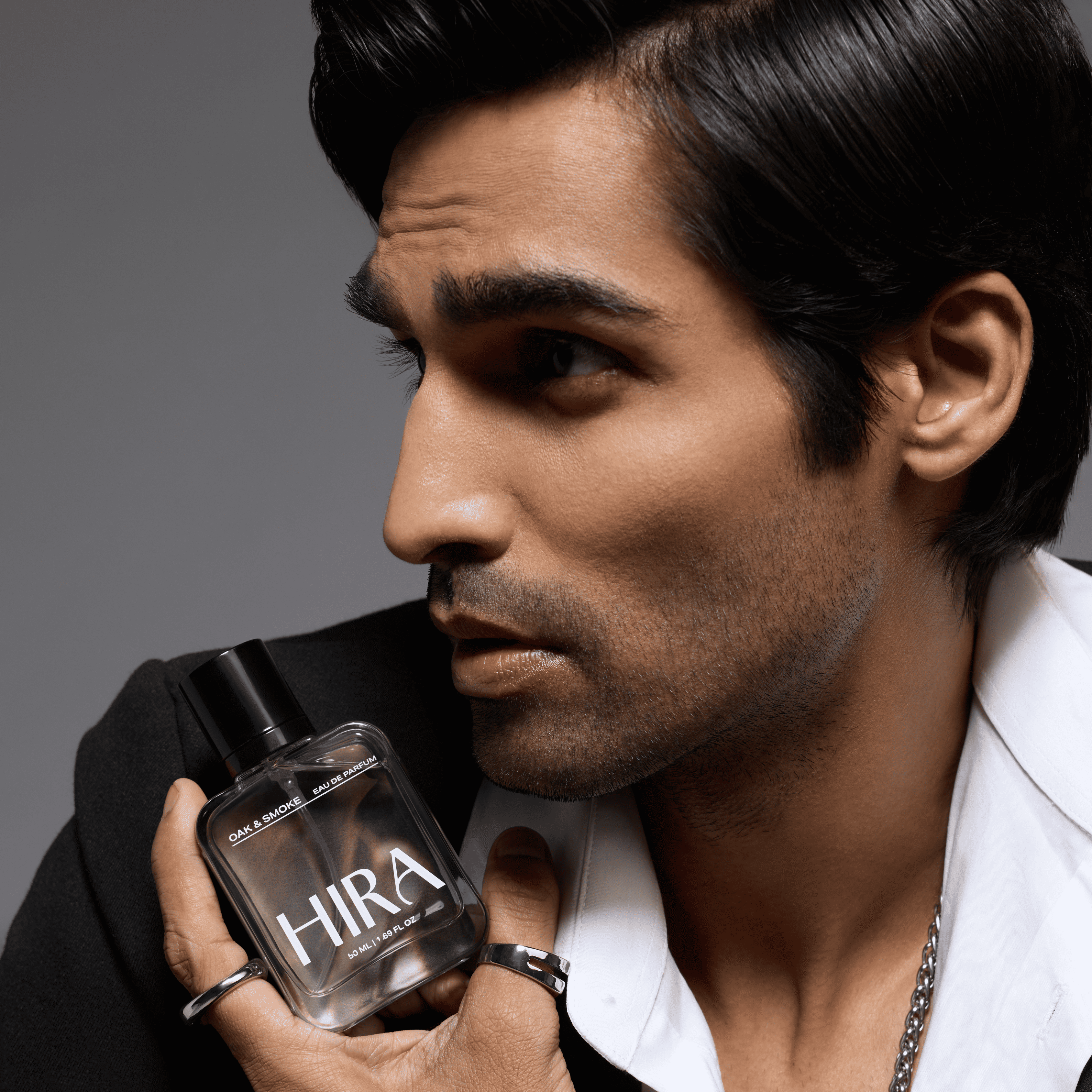 Own the Night: Discover the Magnetic Power of Oak & Smoke Eau De Parfum - HIRA FRAGRANCES